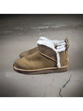 Koolaburra By UGG Boots Brown Mini Shearling Fur Bow Girls Size 1